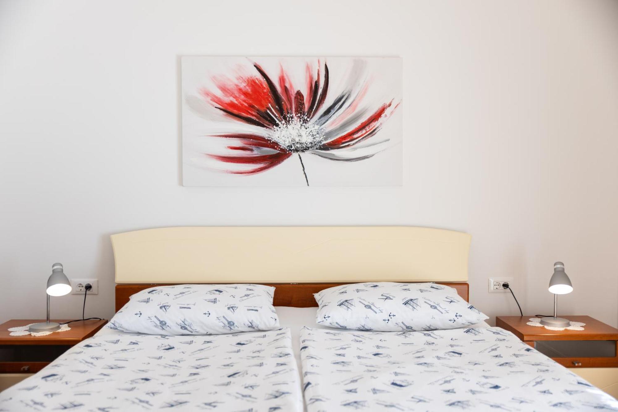 Guest House Marica ロヴィニ エクステリア 写真