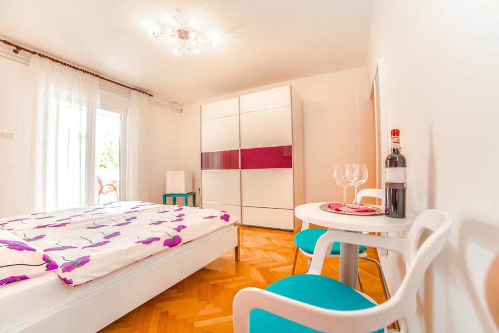 Guest House Marica ロヴィニ エクステリア 写真